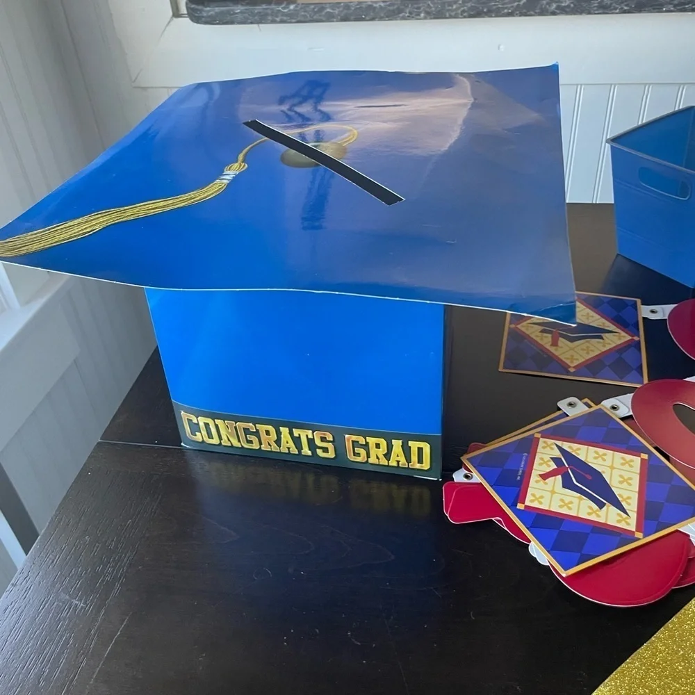 Lot of Graduation Party Decorations